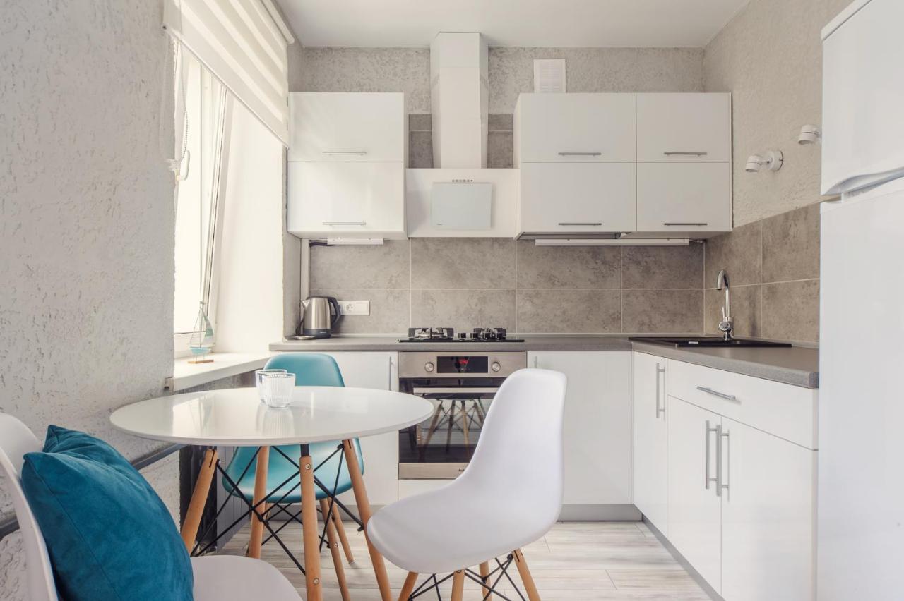 Apartments On Ploscha Yakuba Kolasa Mińsk Zewnętrze zdjęcie