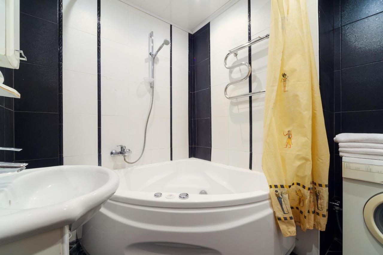 Apartments On Ploscha Yakuba Kolasa Mińsk Zewnętrze zdjęcie