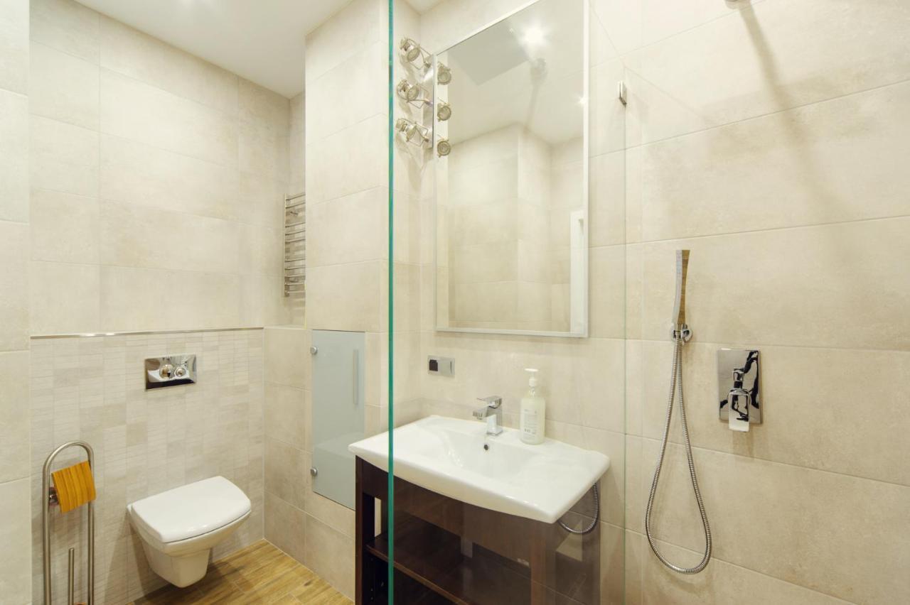 Apartments On Ploscha Yakuba Kolasa Mińsk Zewnętrze zdjęcie